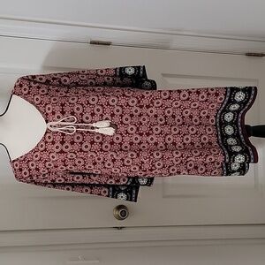 Love Luscious Size Unknown Burgundy Medallion Print Shift Dress Gently Used Cond
